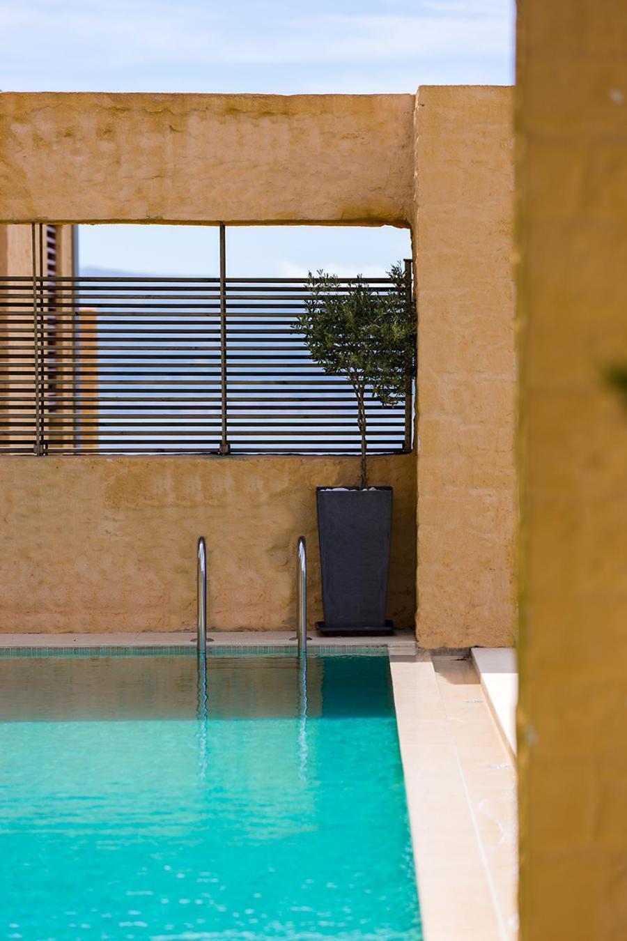 Beachfront Ravdoucha Epavlis Eleni Villa - Pool, Hot Tub, Gym, Sauna, Private Parking, Wifi Chania  Zewnętrze zdjęcie