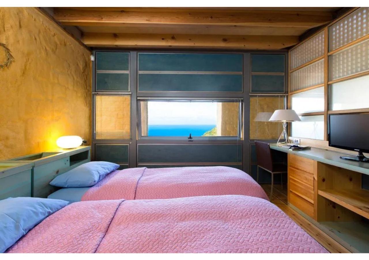 Beachfront Ravdoucha Epavlis Eleni Villa - Pool, Hot Tub, Gym, Sauna, Private Parking, Wifi Chania  Zewnętrze zdjęcie